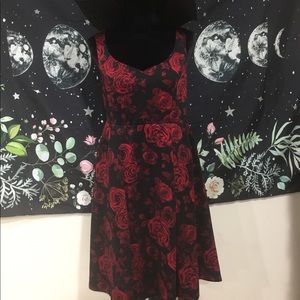 Torrid rose 🌹 print dress